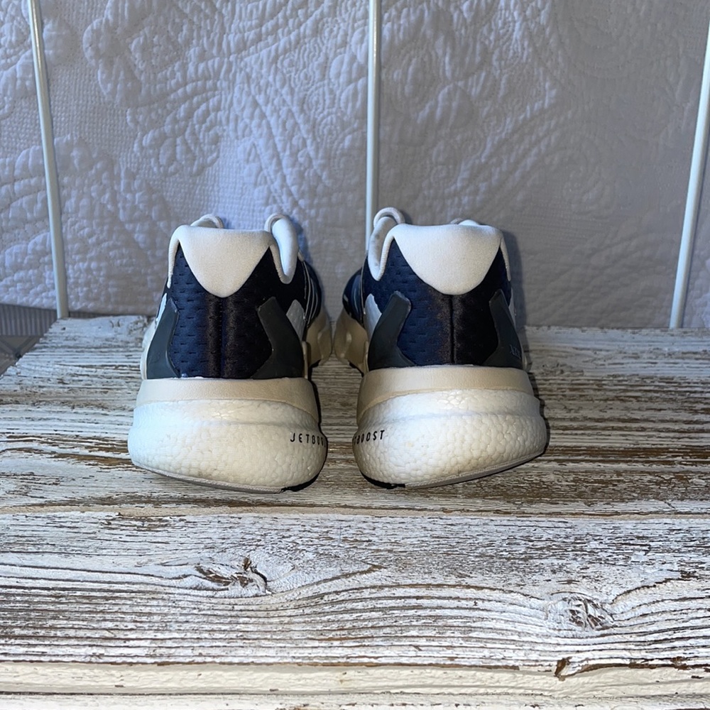 Adidas Shoes - Picture 3 of 7